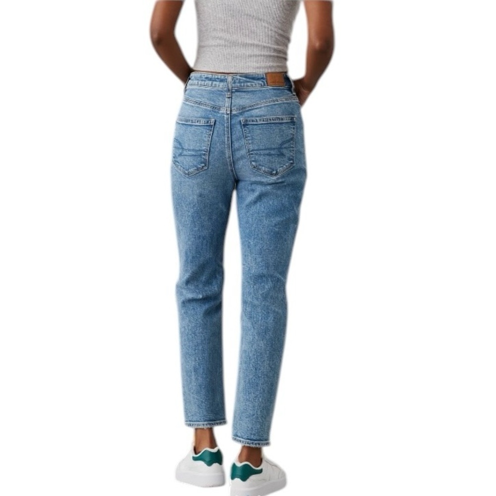 American Eagle Strigid Ripped Mom Jeans High Rise Distressed Straight Leg - Picture 2 of 14